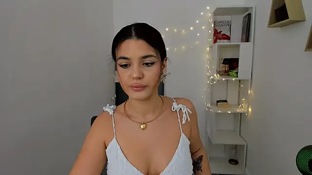 AlluringAriel online show from March 2025 12:33:02 PM