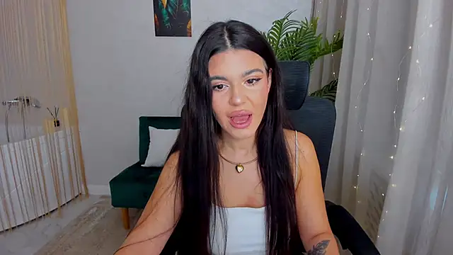 AlluringAriel online show from March 2025 12:46:01 PM