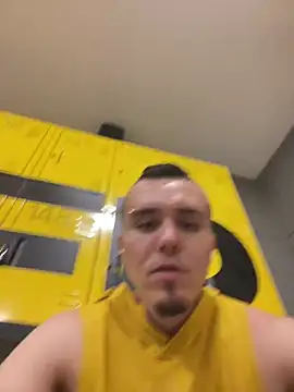 Snapshot of adam-rivera chatting on January 2025 05:37:01 PM adam-rivera online show from January 2025 05:37:01 PM