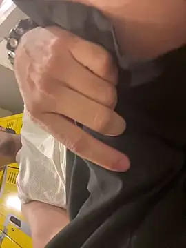 Snapshot of adam-rivera chatting on January 2025 04:58:02 PM adam-rivera online show from January 2025 04:58:02 PM