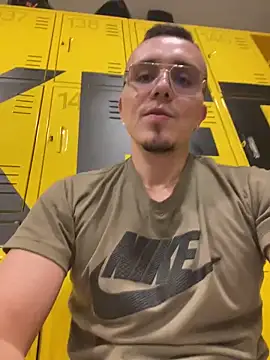 Snapshot of adam-rivera chatting on March 2025 09:10:02 PM adam-rivera online show from March 2025 09:10:02 PM