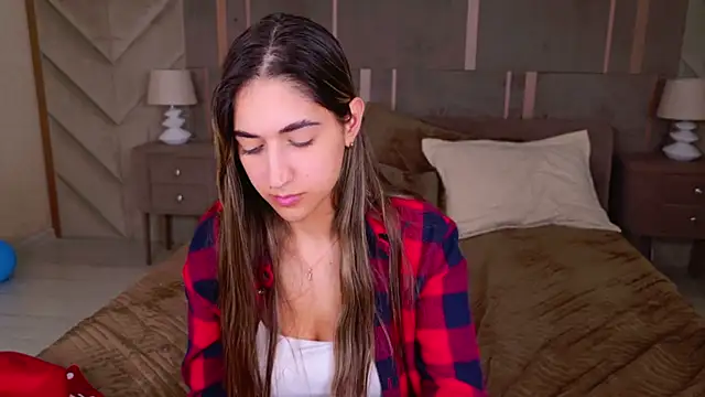 Teresa Stane online show from February 2025 11:23:01 AM