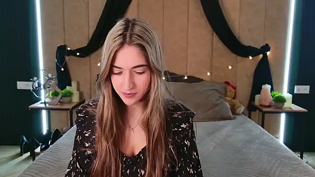 Teresa Stane online show from March 2025 05:11:01 AM