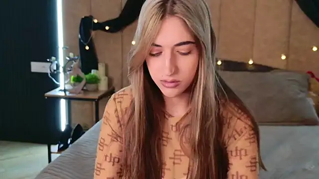 Teresa Stane online show from March 2025 08:53:01 AM