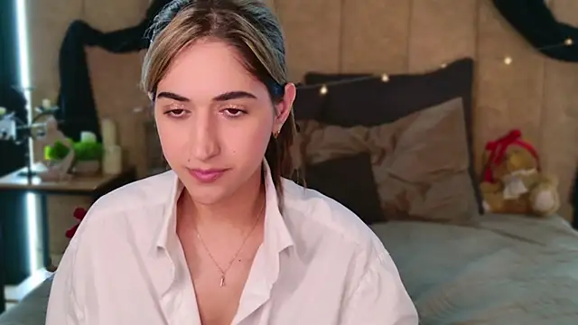 Teresa Stane online show from March 2025 11:32:01 AM