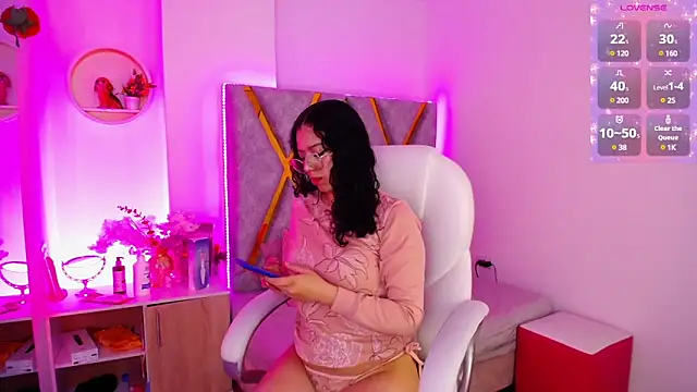 Aurora Brownn online show from January 2025 04:18:02 AM