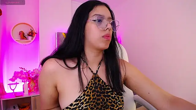 Aurora Brownn online show from February 2025 03:31:01 AM