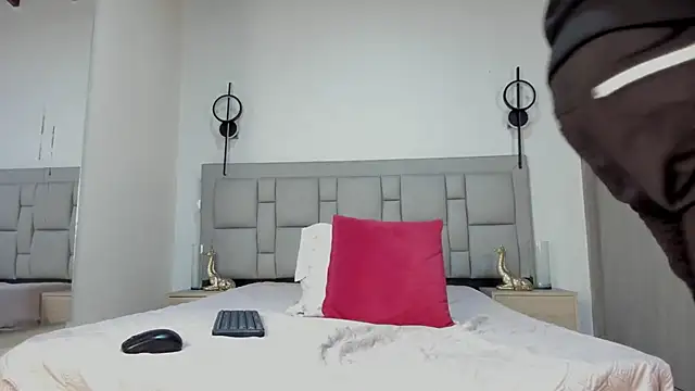 JEFFREY COTTOM online show from February 2026 12:22:02 PM