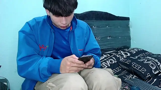 pervertsteens3 online show from October 2025 08:14:01 AM