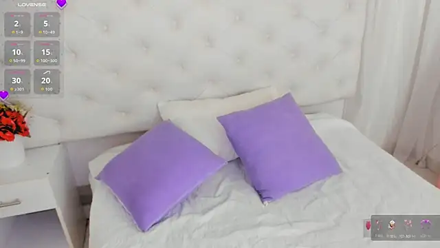 anchela-garcia1 online show from December 2025 03:42:01 PM