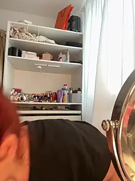 Engel mia online show from September 2025 11:04:02 AM