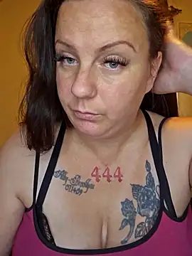 PeakabumPromo online show from October 2025 07:47:02 PM