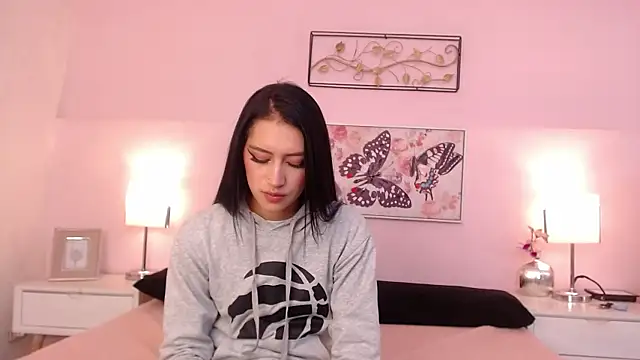 sara17  online show from October 2025 01:39:02 AM