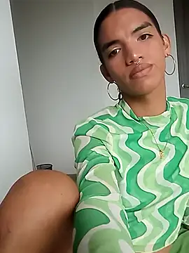 Snapshot of Melody200420 chatting on September 2025 02:10:01 PM Melody200420 online show from September 2025 02:10:01 PM