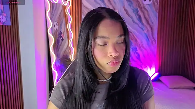 Snapshot of penelope_tay1 chatting on July 2026 03:00:02 AM penelope tay1 online show from July 2026 03:00:02 AM