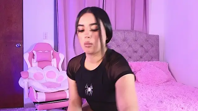 Emily-14 online show from January 2025 06:28:02 PM