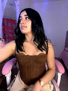 Emily-14 online show from October 2025 05:00:02 AM