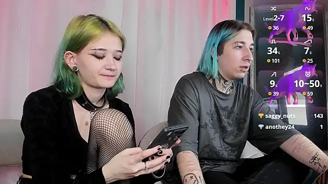 Milten-Trish online show from January 2025 10:40:01 PM