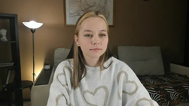 FalineDowlen online show from December 2024 02:37:02 AM