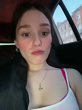 Mia Mia M online show from February 2026 02:22:01 PM