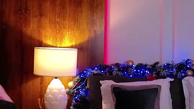 SkylerSpark online show from December 2025 08:28:02 PM