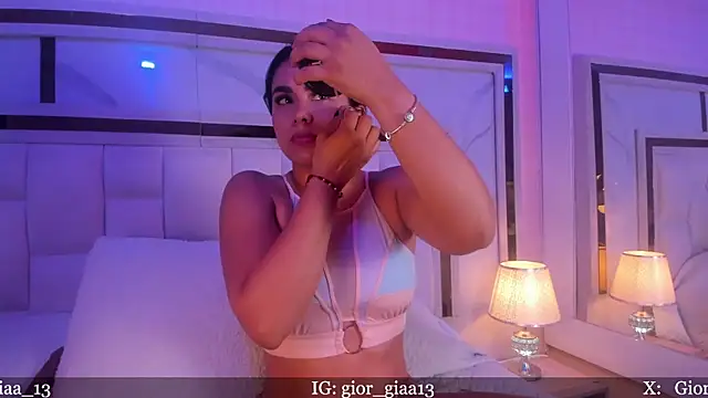 giorgia 13 online show from February 2025 03:14:02 AM