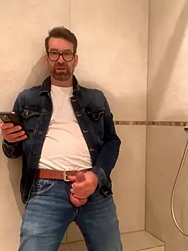 Snapshot of Sash_Ge chatting on January 2026 04:53:01 PM Sash Ge online show from January 2026 04:53:01 PM