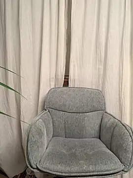 Snapshot of Sash_Ge chatting on January 2026 11:43:01 PM Sash Ge online show from January 2026 11:43:01 PM