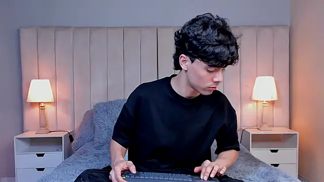 Dammon Stallion online show from February 2025 07:06:02 PM