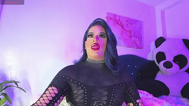 Snapshot of Missisabella_ chatting on January 2025 08:25:02 PM Missisabella online show from January 2025 08:25:02 PM