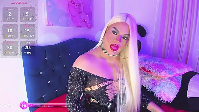 Snapshot of Missisabella_ chatting on February 2025 11:47:01 PM Missisabella online show from February 2025 11:47:01 PM