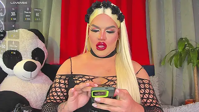 Snapshot of Missisabella_ chatting on November 2025 12:55:02 AM Missisabella online show from November 2025 12:55:02 AM