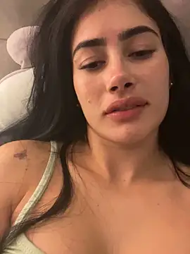 Sweet and caramel online show from March 2025 03:22:02 AM