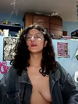 LoveElectra online show from March 2025 06:29:01 PM