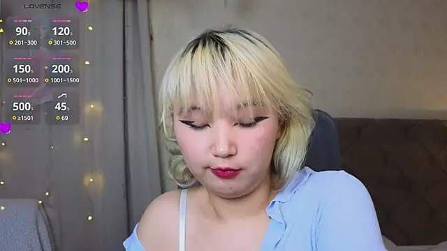 Milla Aheo online show from February 2025 07:49:01 PM