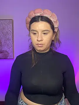 Snapshot of SaraBraun_ chatting on July 2026 07:39:01 PM SaraBraun online show from July 2026 07:39:01 PM