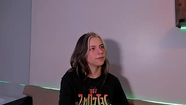 ArtemisaBlake online show from December 2024 12:02:02 AM