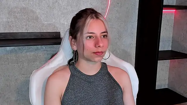 ArtemisaBlake online show from January 2025 08:21:01 PM