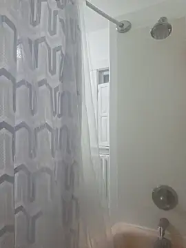 LuckiXCX online show from December 2025 03:34:02 AM