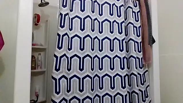 LuckiXCX online show from December 2025 11:45:02 PM