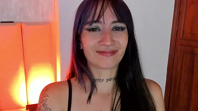 Michell Wallker online show from December 2024 09:51:01 PM