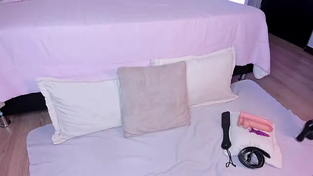 Snapshot of lady_noize chatting on January 2025 07:24:01 PM lady noize online show from January 2025 07:24:01 PM