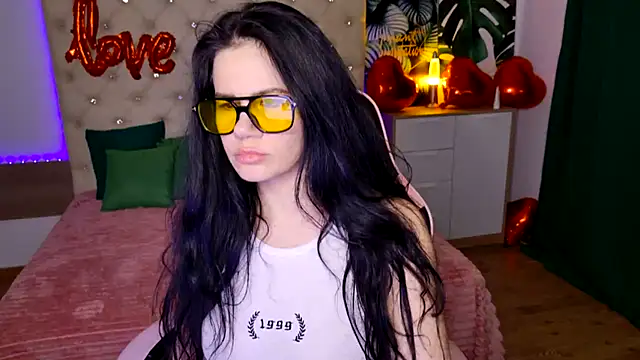 KattieSims online show from February 2025 11:16:01 PM