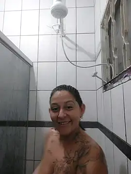 Snapshot of baixinhaloira chatting on November 2025 03:06:01 AM baixinhaloira online show from November 2025 03:06:01 AM