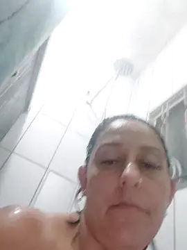 Snapshot of baixinhaloira chatting on November 2025 02:20:01 AM baixinhaloira online show from November 2025 02:20:01 AM