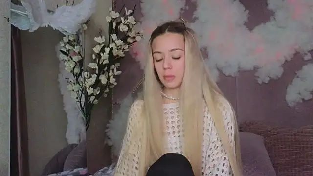 STELLA RICH online show from February 2025 01:02:02 AM