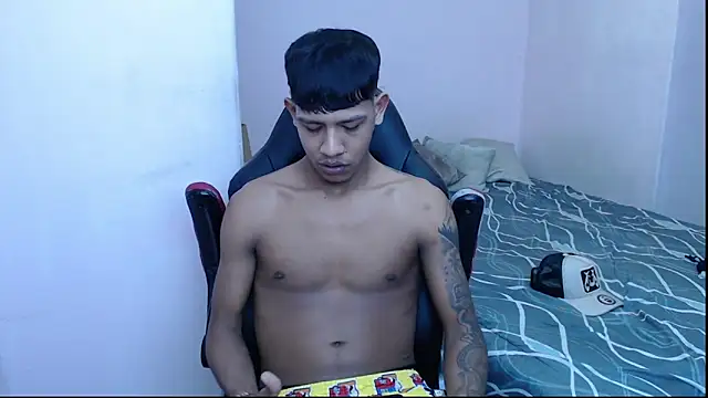 mr stiven  online show from January 2025 06:16:01 AM