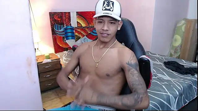 mr stiven  online show from February 2025 08:54:01 AM