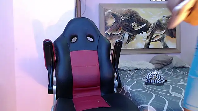 mr stiven  online show from March 2025 02:19:02 AM