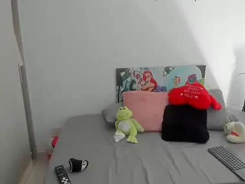 Snapshot of Liah_ferrer chatting on December 2024 03:41:02 PM Liah ferrer online show from December 2024 03:41:02 PM